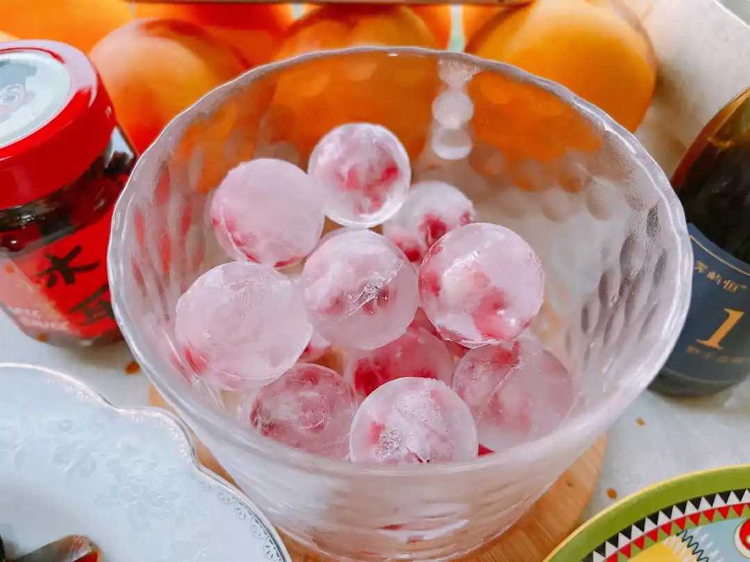 ?智能包裝新紀(jì)元：全自動(dòng)杯裝冰球生產(chǎn)線，賦能飲料企業(yè)高效量產(chǎn)